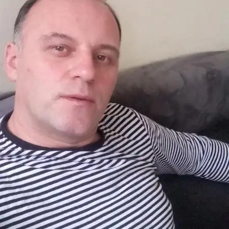 Zviad, 47