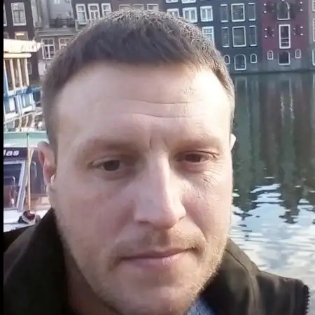 Maks, 37