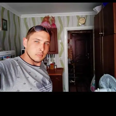 Tolik, 34