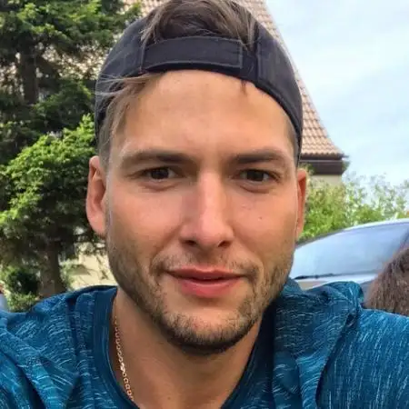 Vladiiis, 36