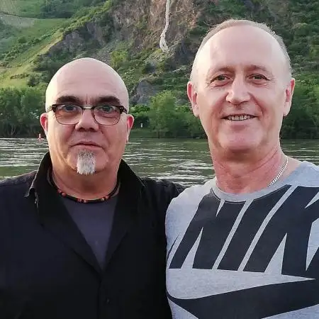Iwan, 51