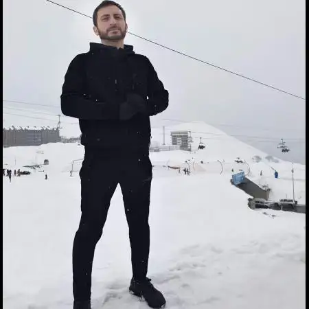 Breck, 37