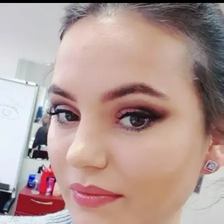 ダイアナ, 33