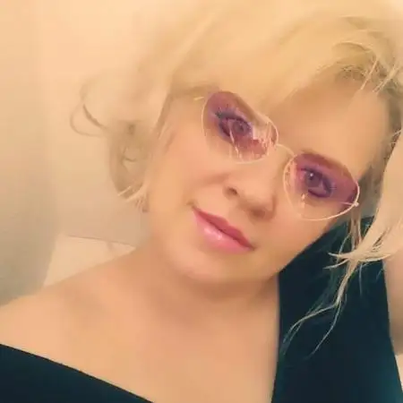 Inga, 51