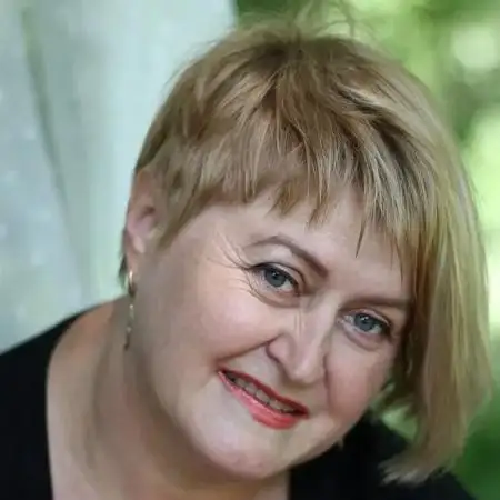 Luydmila, 55