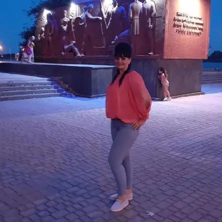 Nelya, 49