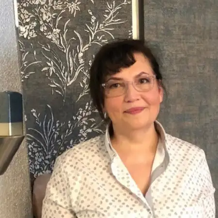 Ina, 56