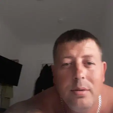 Aleksej, 43