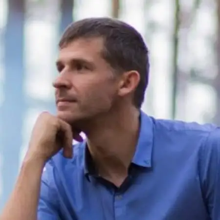 Andris, 48