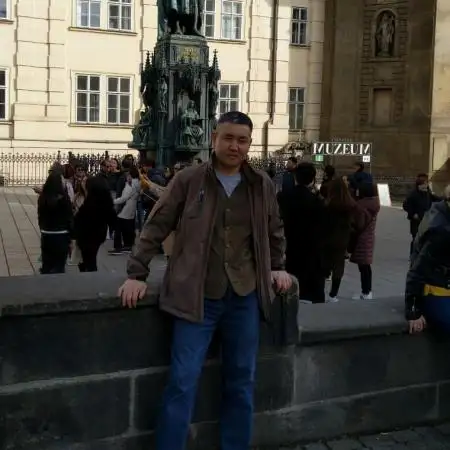 Vova, 49
