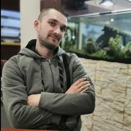 Artur, 36