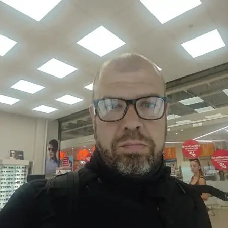 Dainys, 49