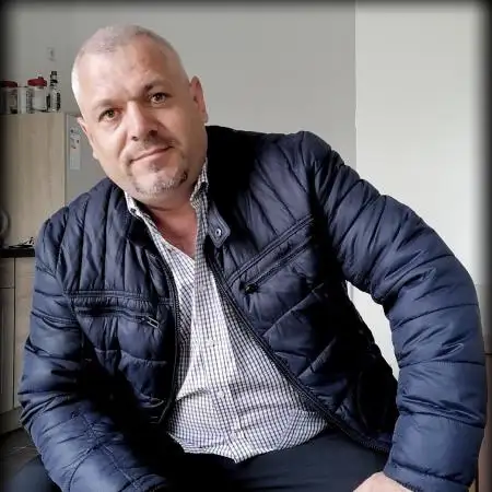 Rado, 49