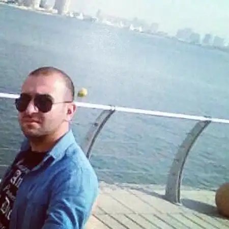 Ashkan, 37