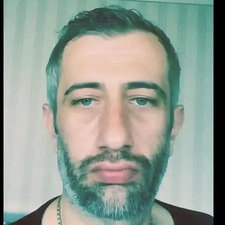 Gio, 48