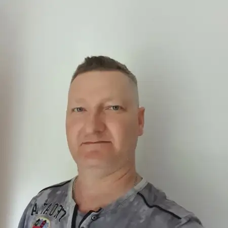 アレックス, 48