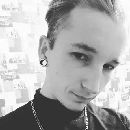 Artur, 30