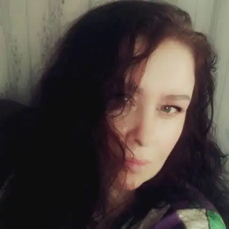 Lilia, 42