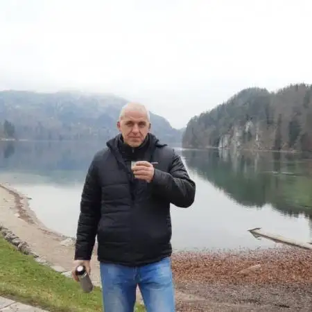 Vitalij, 49