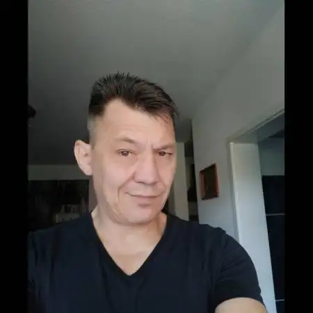 Aleksej, 52