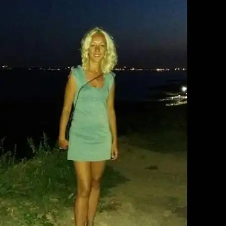 Mari, 49