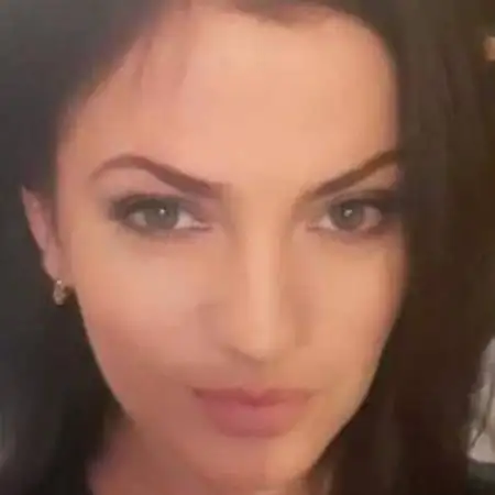 Helena, 41