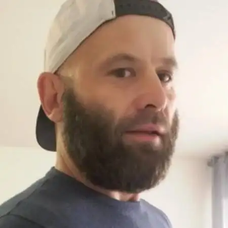 Edik, 44