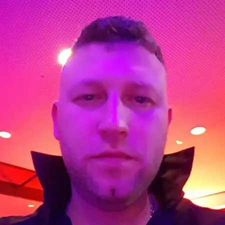 Waldemar, 44