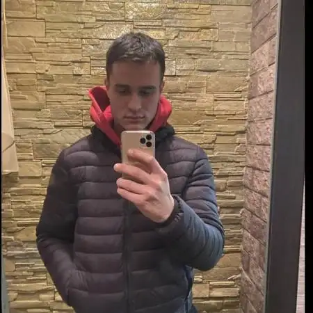 Cristi, 25
