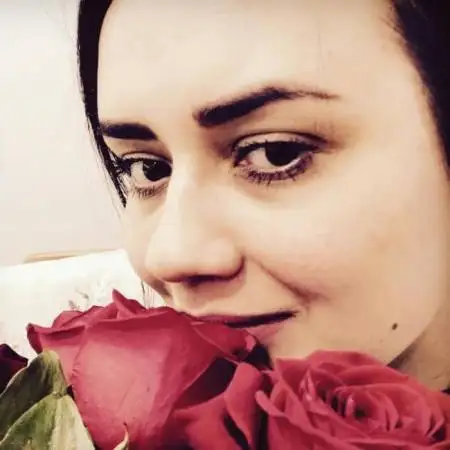 OLESSYA, 39