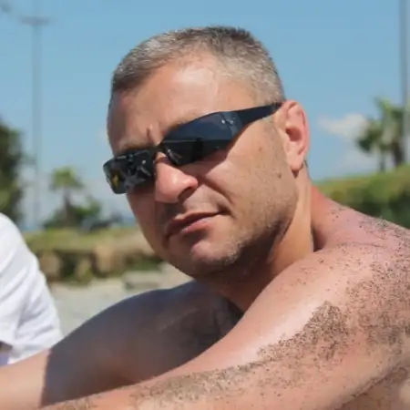 Armen, 50