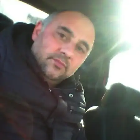 Ramin, 48