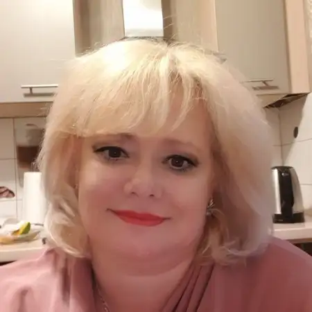 Emiliia, 51
