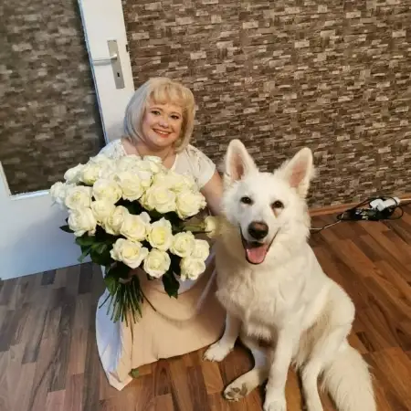 Emiliia, 51