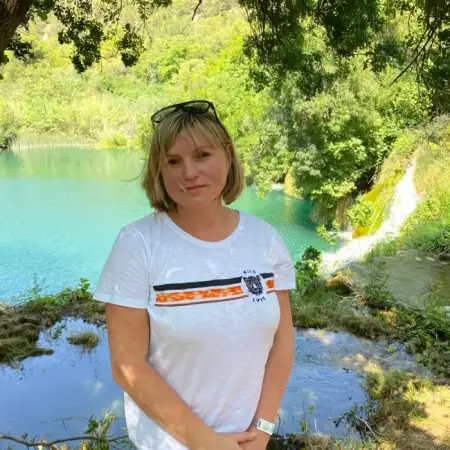 Anastasiiya, 43