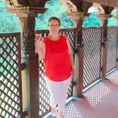 Swetlana, 51