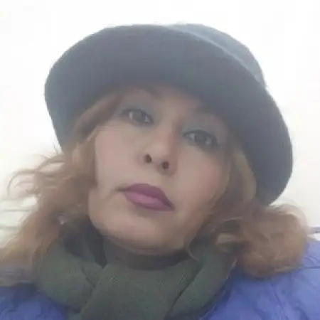 Adelya, 52