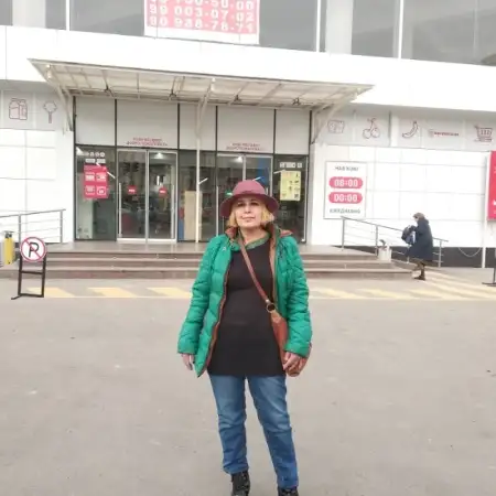 Adelya, 52 