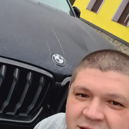 Ramil, 46