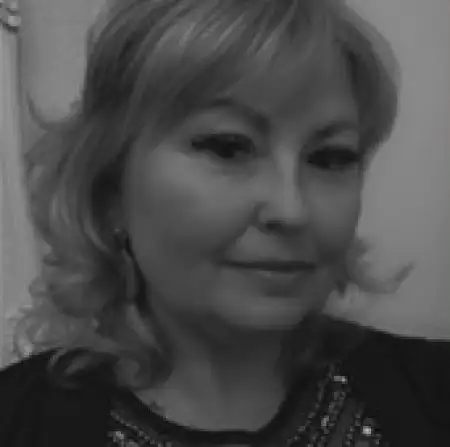 Natascha, 48