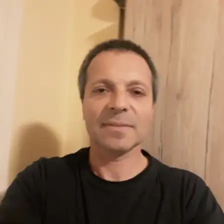 Buza, 52