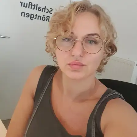Vitaliya, 48