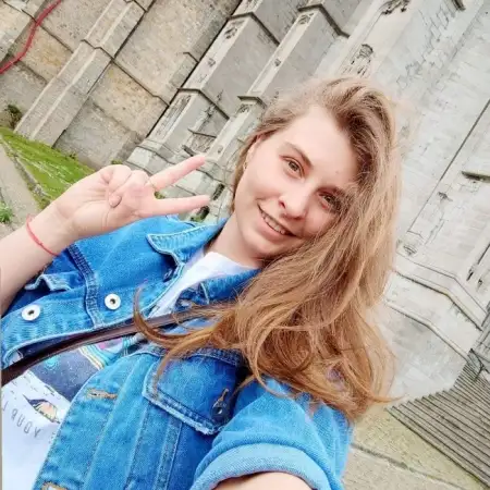 Liliia, 30