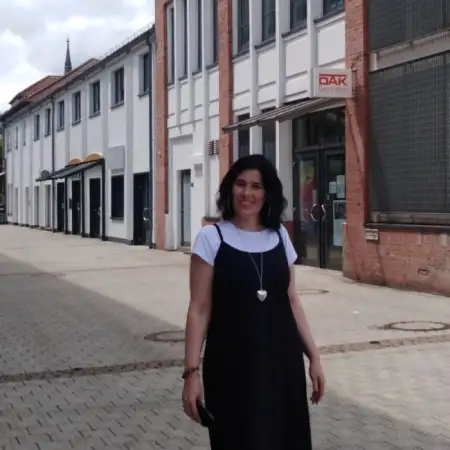 Oluchka, 50