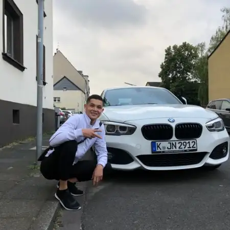 Meerimbek, 26
