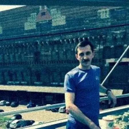 Andrej, 51