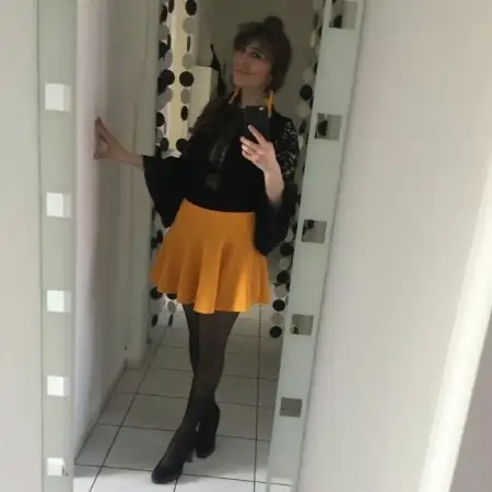 ナタリー, 48