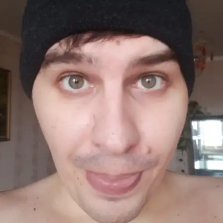 Eugene, 35