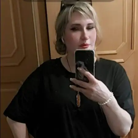 Tasha, 53