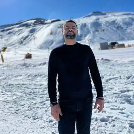 Orhan, 39